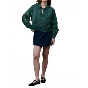 NEW LOUISE MISHA mid cropped blouse in green